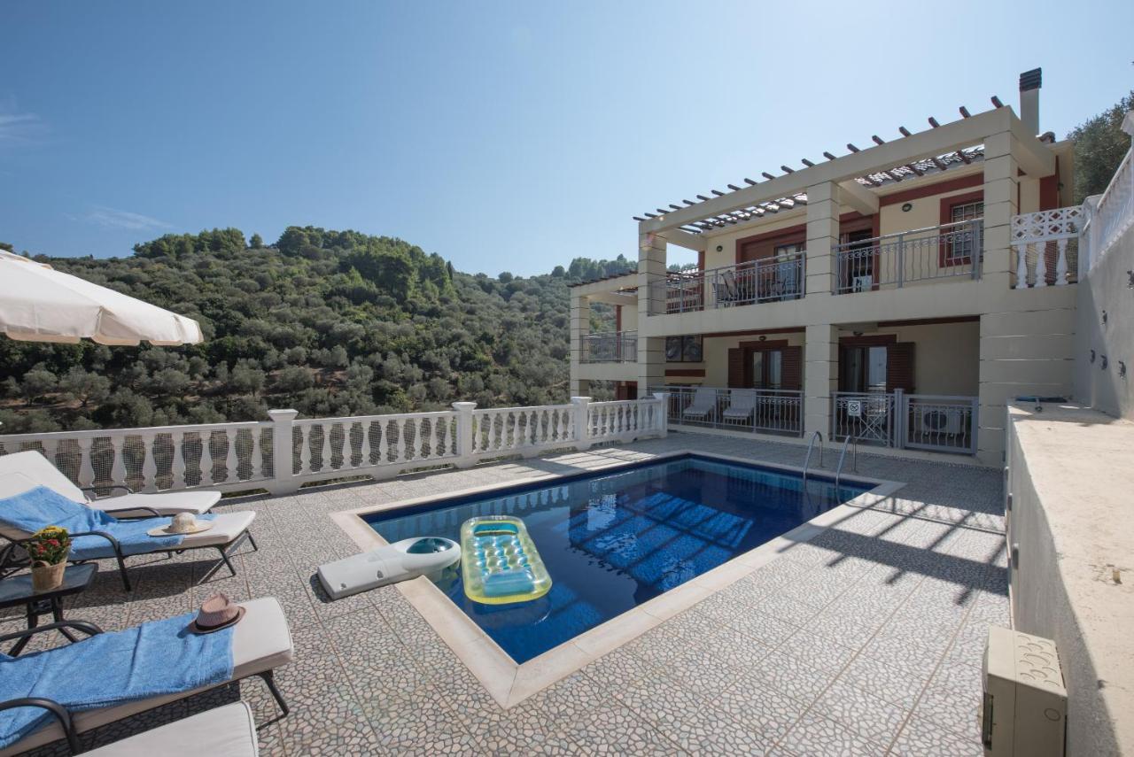 Gallis Villa Pefkias Екстериор снимка