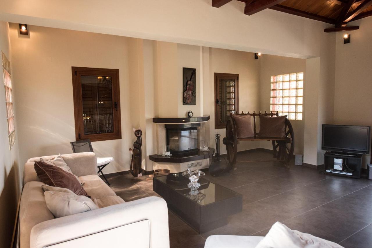 Gallis Villa Pefkias Екстериор снимка