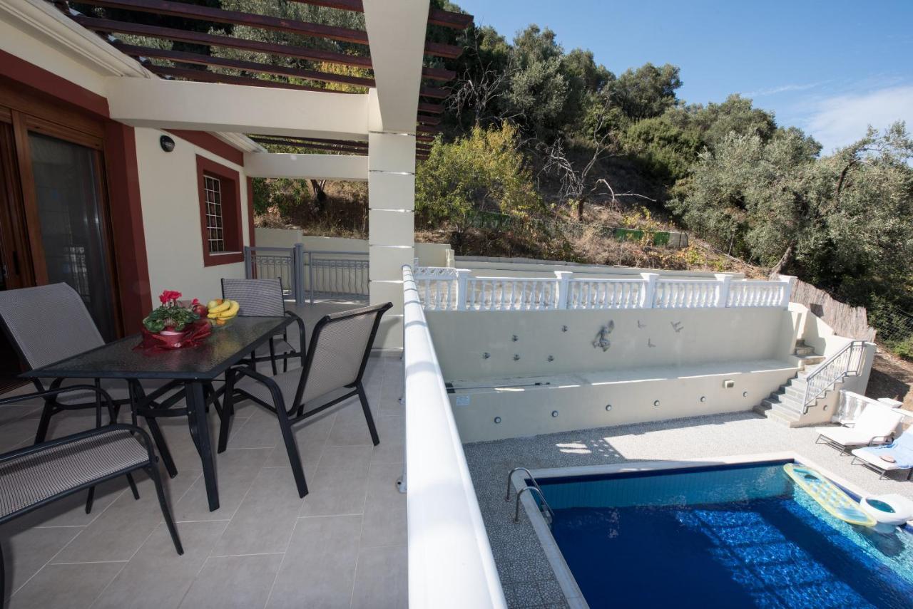 Gallis Villa Pefkias Екстериор снимка