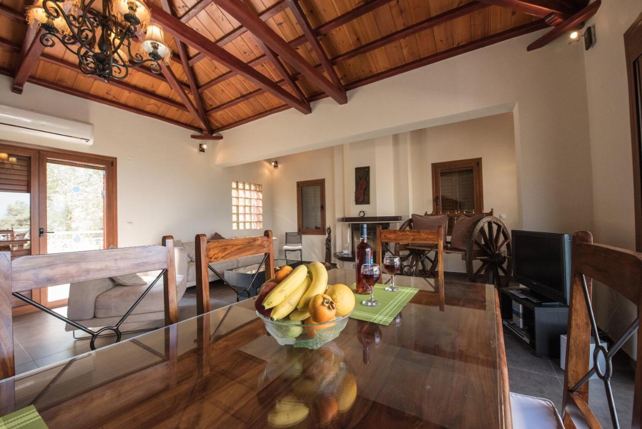 Gallis Villa Pefkias Екстериор снимка