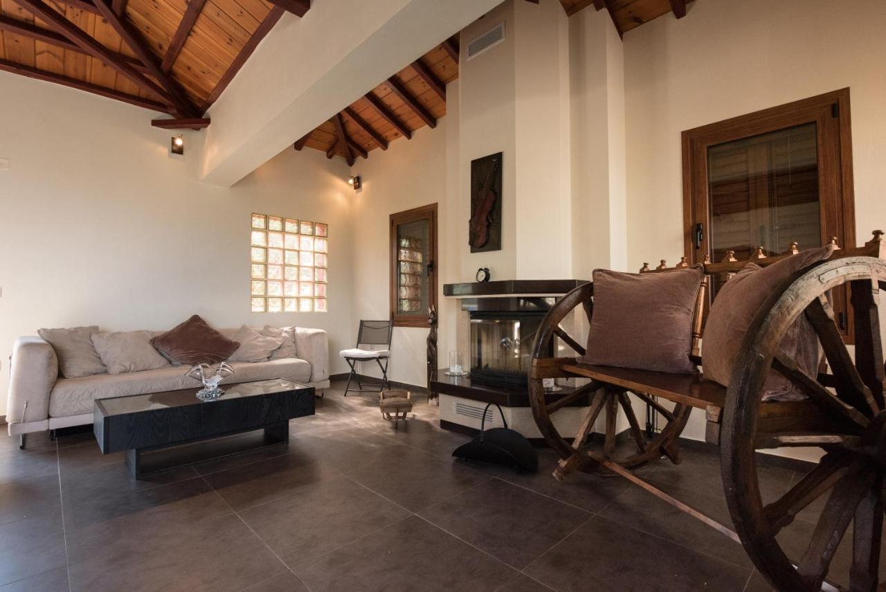 Gallis Villa Pefkias Екстериор снимка