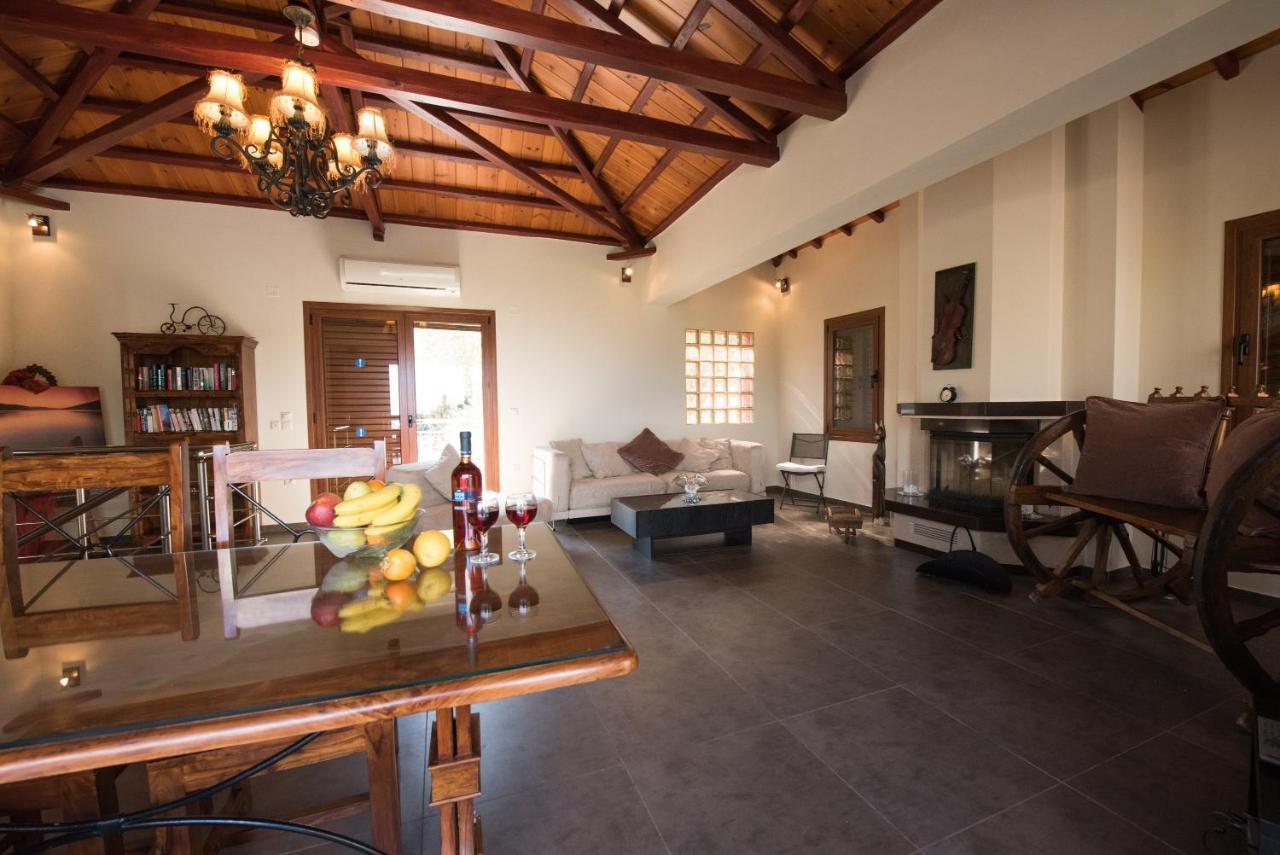 Gallis Villa Pefkias Екстериор снимка